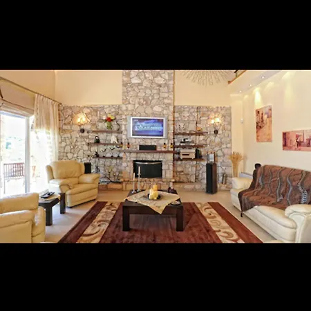 Villa Aesthetic In Paleokastrites With Garden *